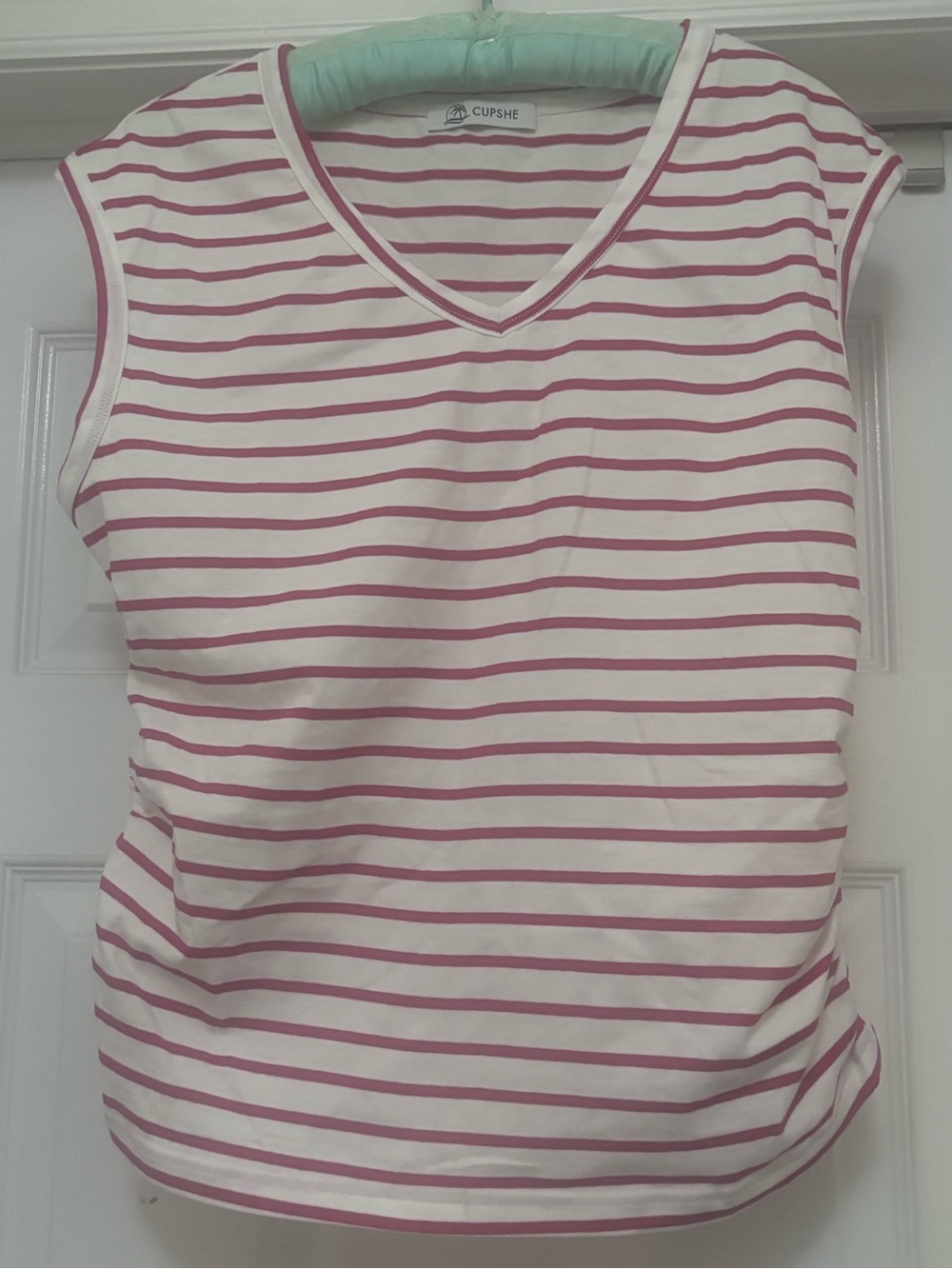 Cupshe Red Stripe V-Neck  Top